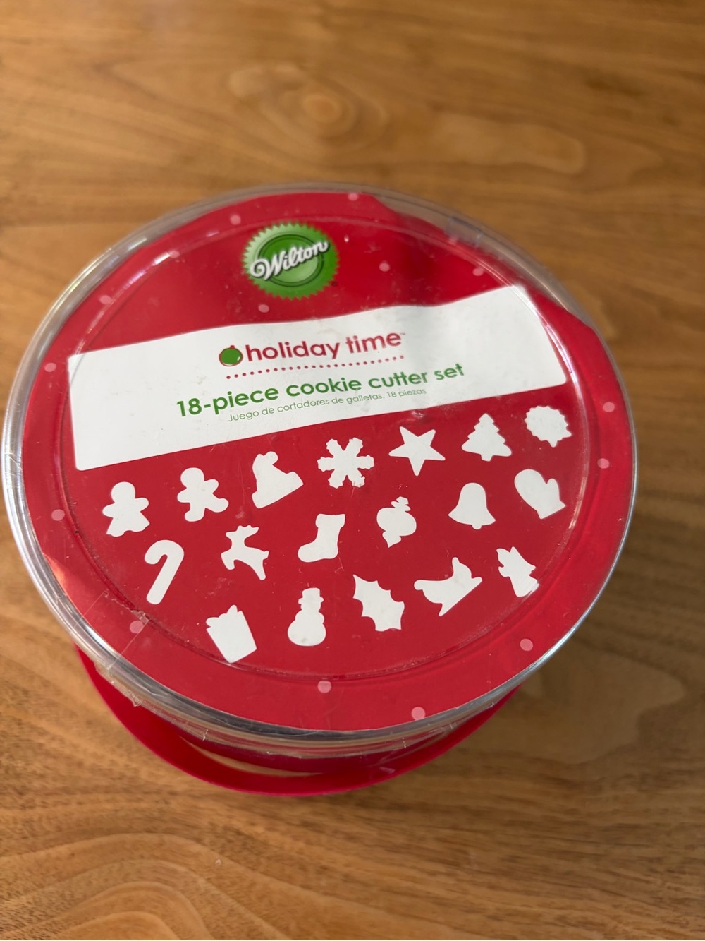 Wilton Holiday Time 18-Piece Cookie Cutter Set